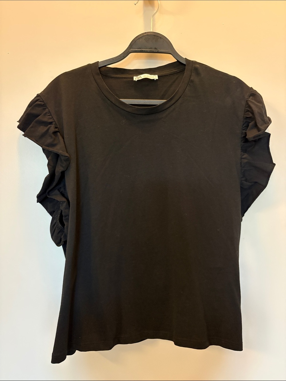 Zara Black Ruffle Sleeve Short Sleeve Tee, Size L